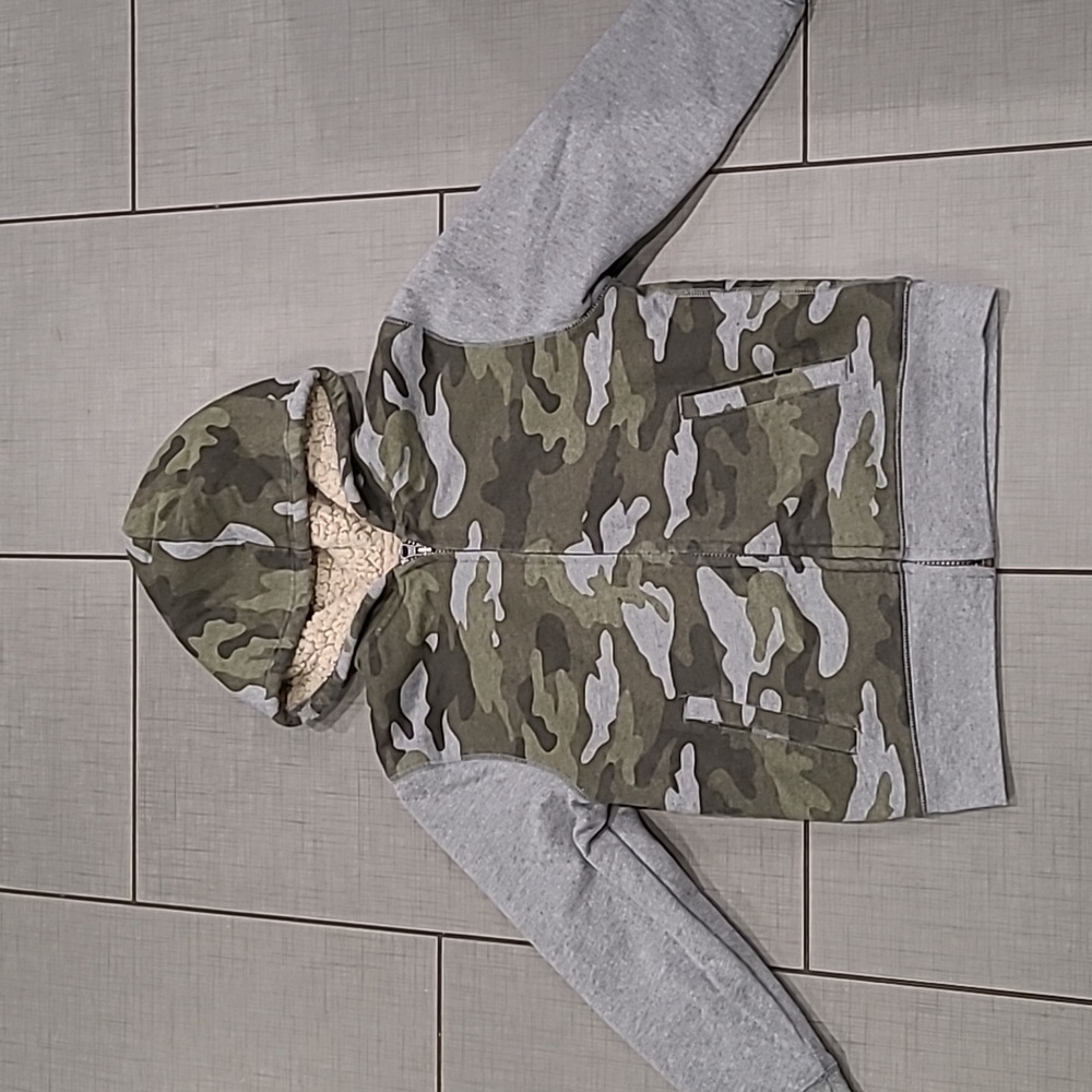 Camo Fleece Sweatshirt 7/8